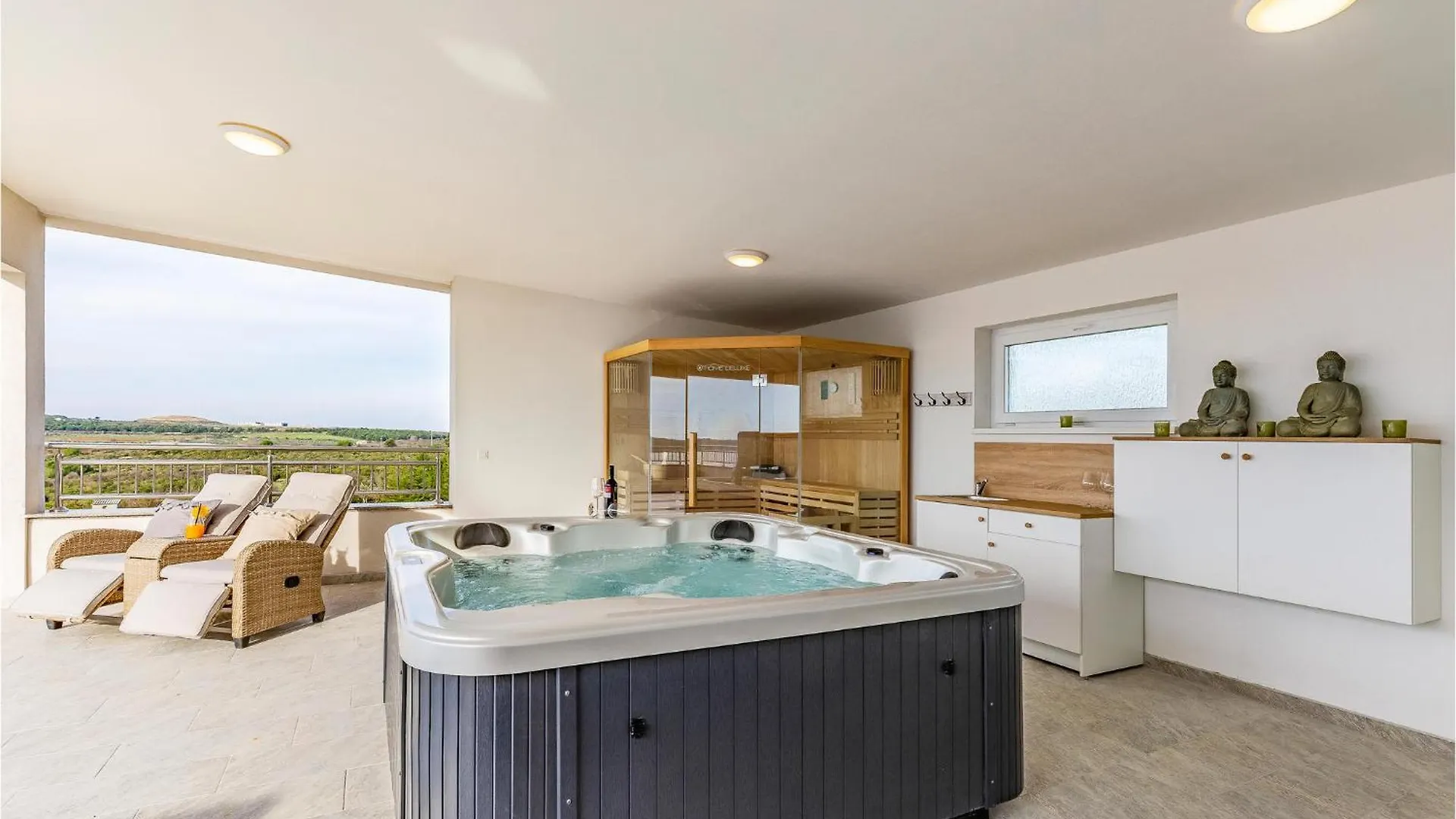 Holiday home 4 Bedroom Gorgeous Home In Pomer