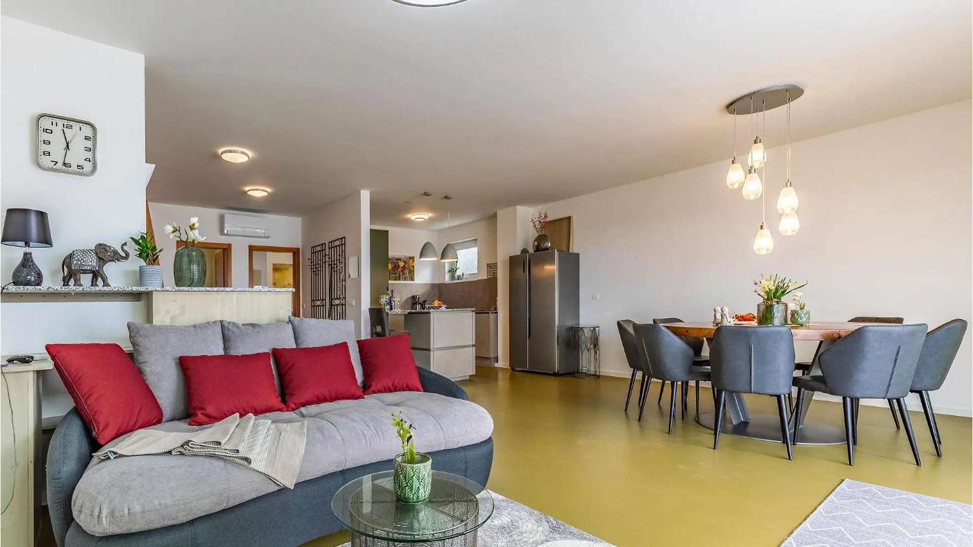 Holiday home 4 Bedroom Gorgeous Home In Pomer